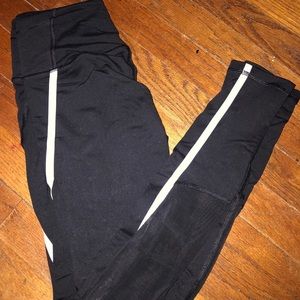Victoria’s Secret sport legging